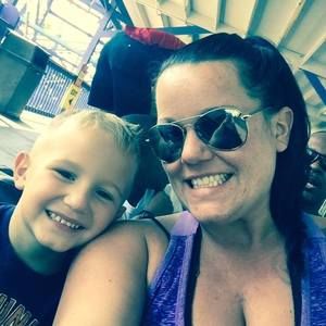 Meet your Posher, Whitney