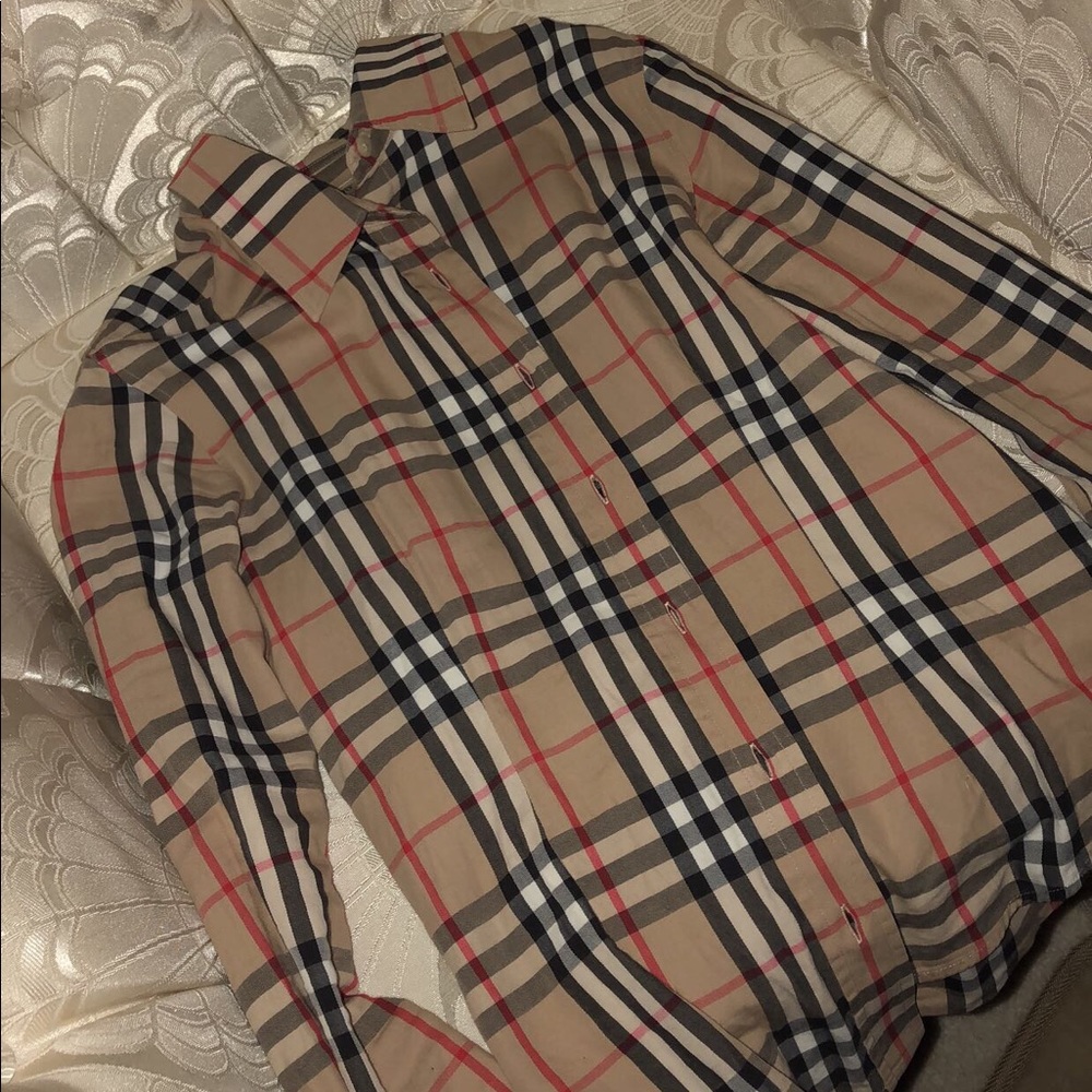 women’s xs Burberry button up