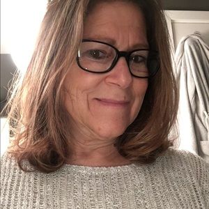 Meet your Posher, Devra