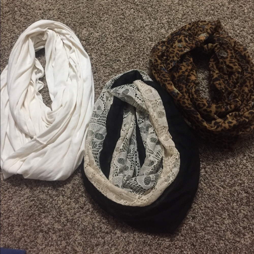 Infinity scarf lot