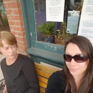 Meet your Posher, Theresa