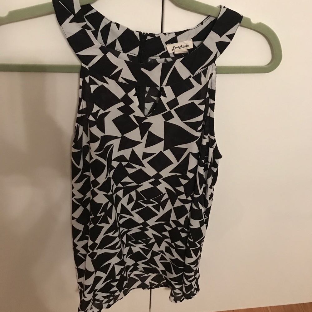 Geometric Keyhole Blouse