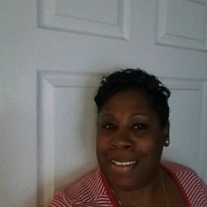 Meet your Posher, Yvette