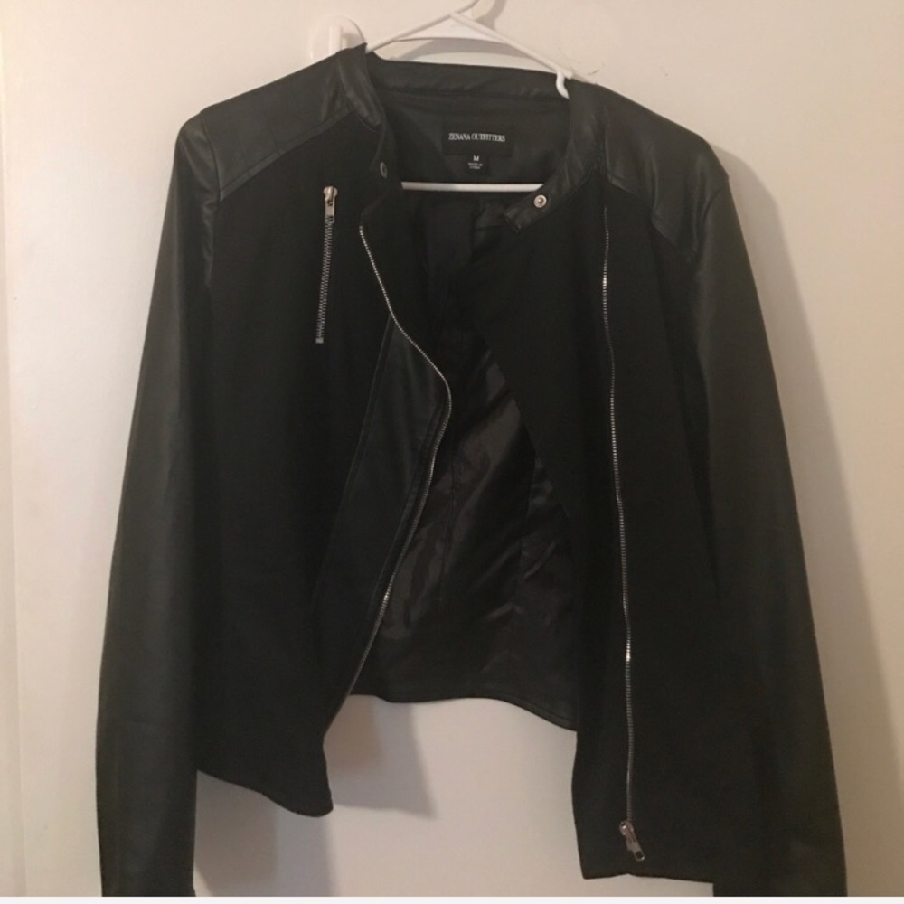 Leather jacket - Picture 3 of 3