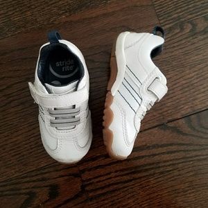Stride Rite Toddler Memory Foam White Sneakers 5