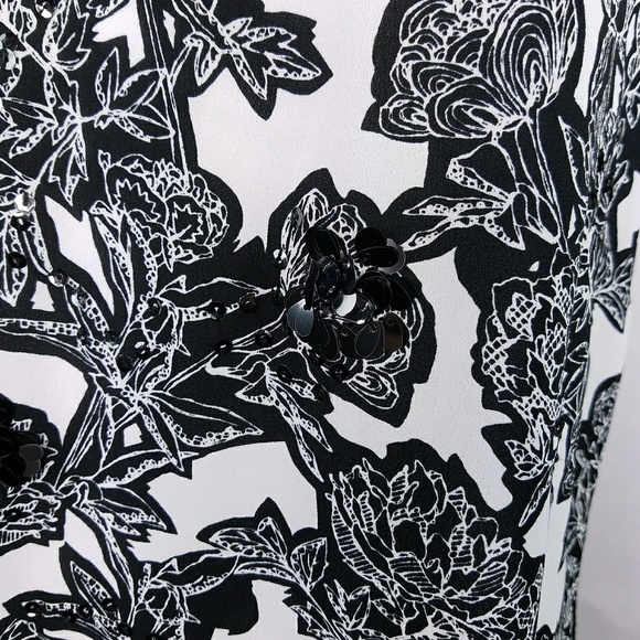 Express Floral Sequin Tank Size XS - Picture 2 of 4