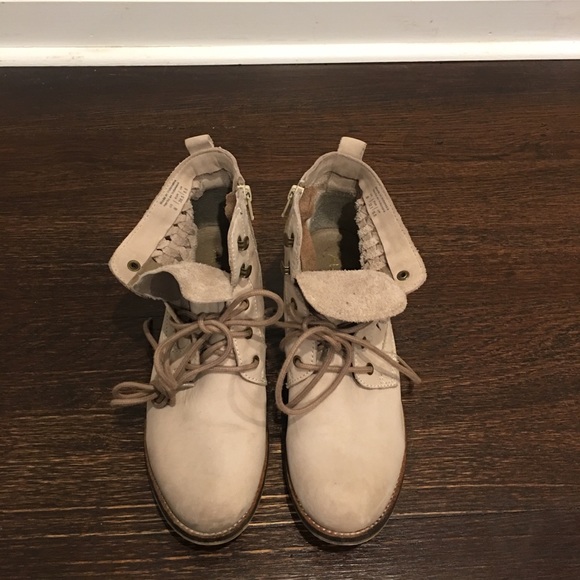 Aldo Leather Ankle Boots - Picture 2 of 6