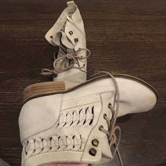 Aldo Leather Ankle Boots - Picture 6 of 6