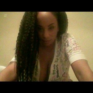 Meet your Posher, Beaunkia