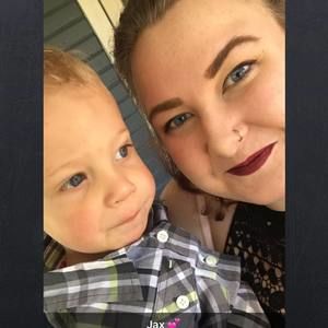 Meet your Posher, Kendra