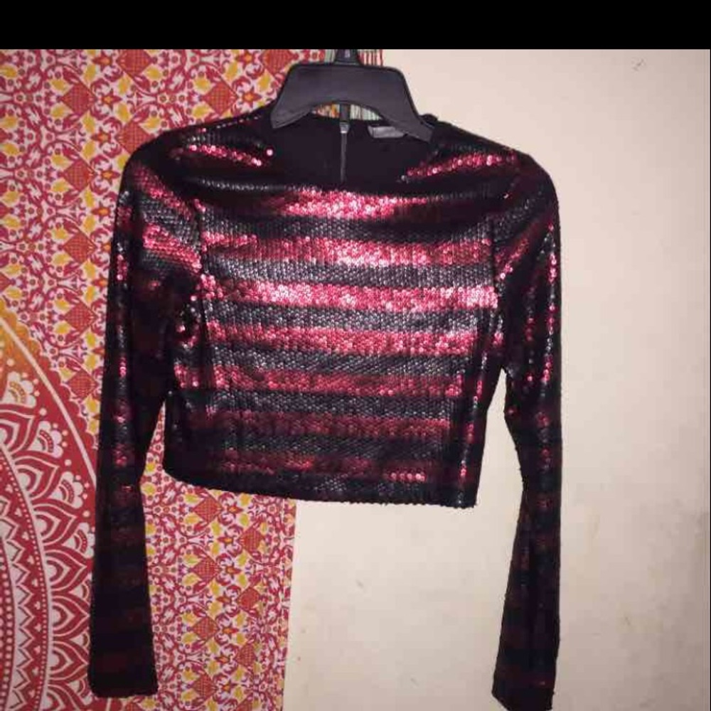 SOLD!!!Red and black Sequined Holiday Crop!!