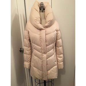 Hawke & Co Ivory Pillow Collar Quilted Puffer Coat