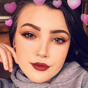 Meet your Posher, Ariana