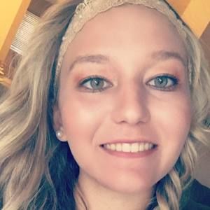 Meet your Posher, Arielle
