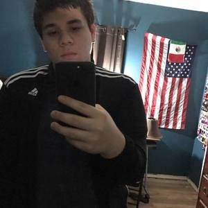 Meet your Posher, Hugo