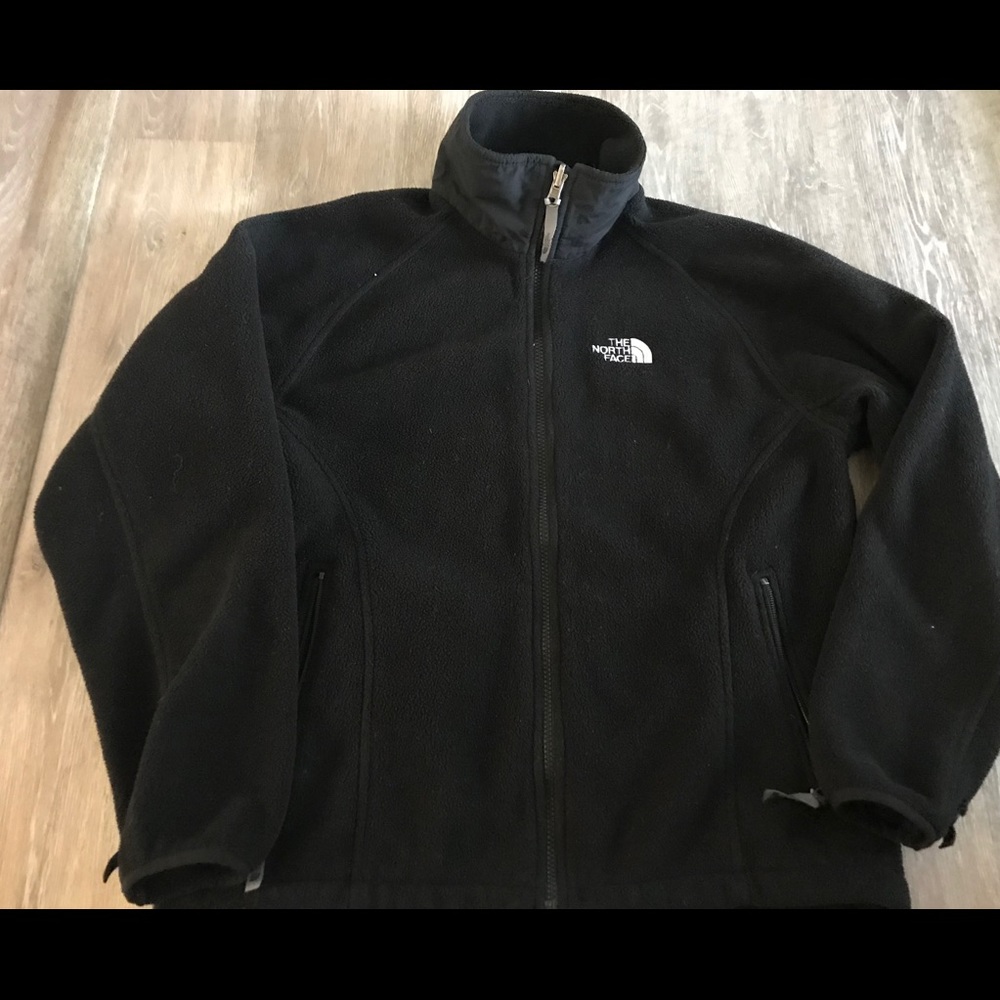North Face women’s M fleece jacket.
