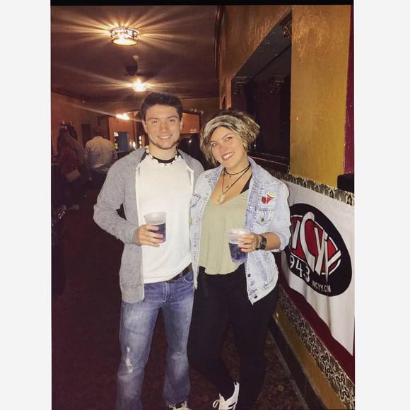 Meet your Posher, Cassia - Picture 1 of 1