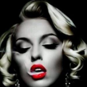 Meet your Posher, Crissy