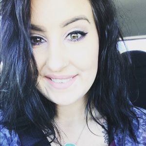 Meet your Posher, Jessica