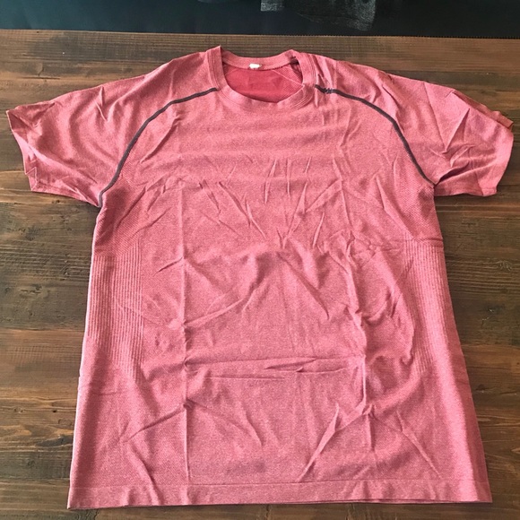 lululemon athletica Other - Men’s Lululemon Mental Vent Tech Short Sleeve Red