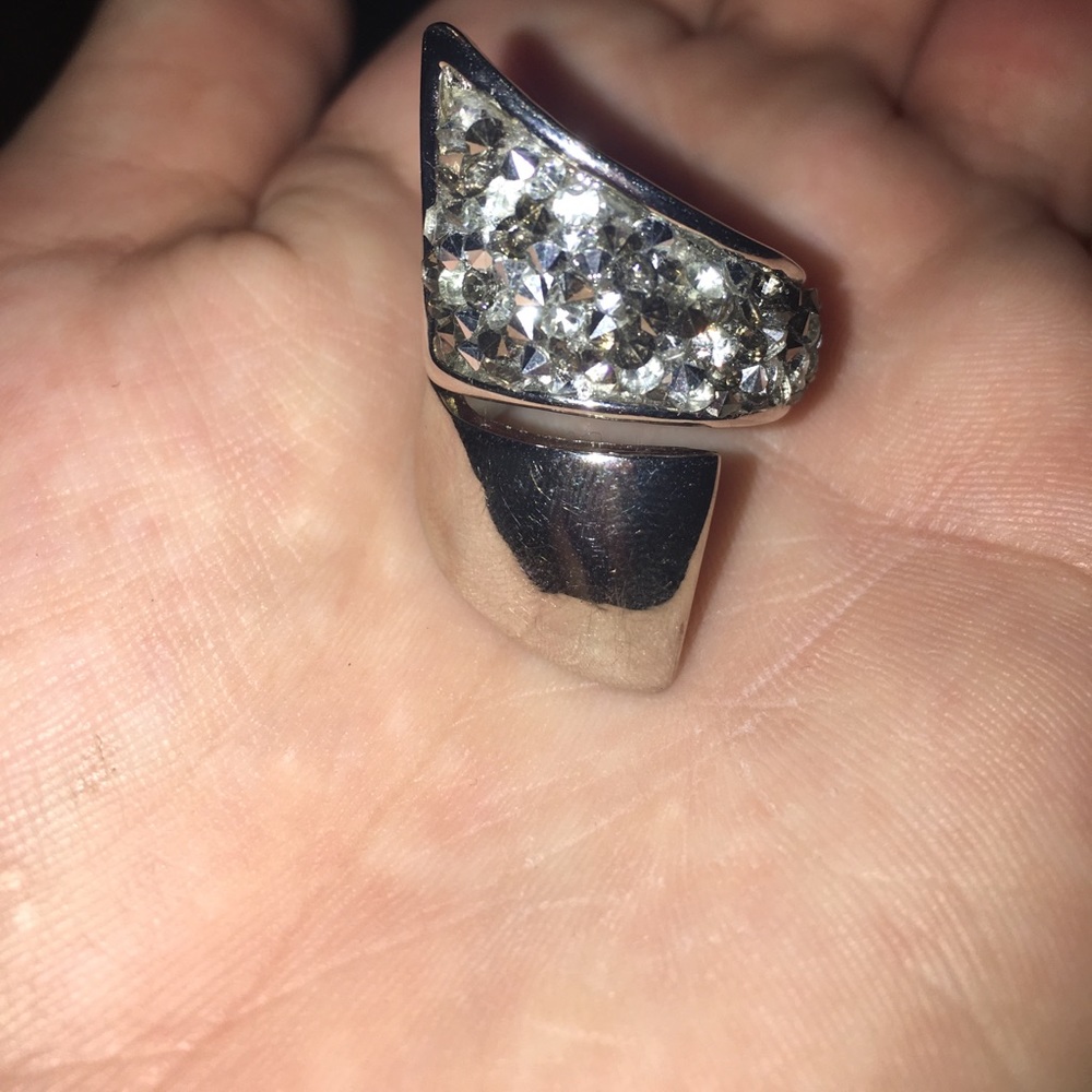 Ring - Picture 2 of 2