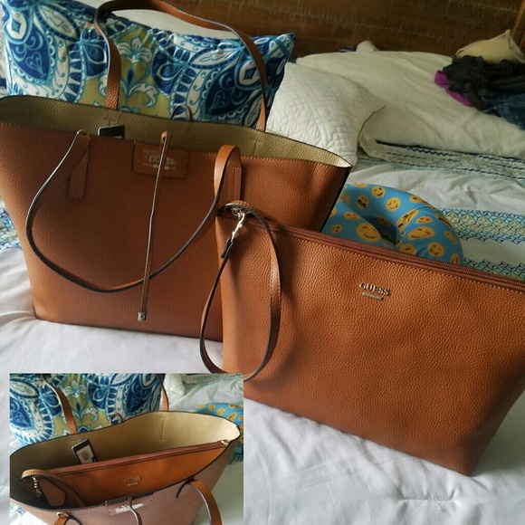 GUESS BOBBI IN OUT TOTE - Picture 8 of 8