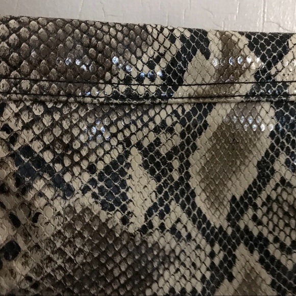 Crossbody bag - Picture 2 of 4