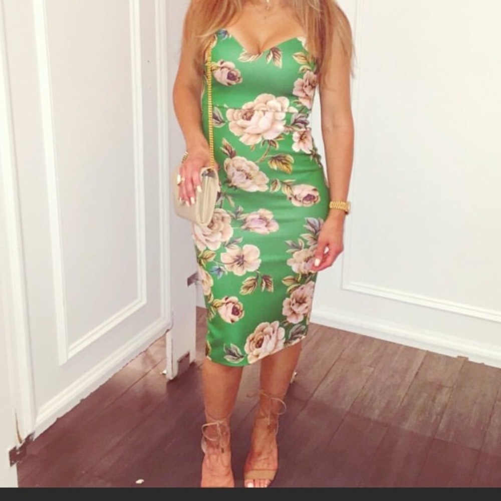 Midi floral print green  dress 👗