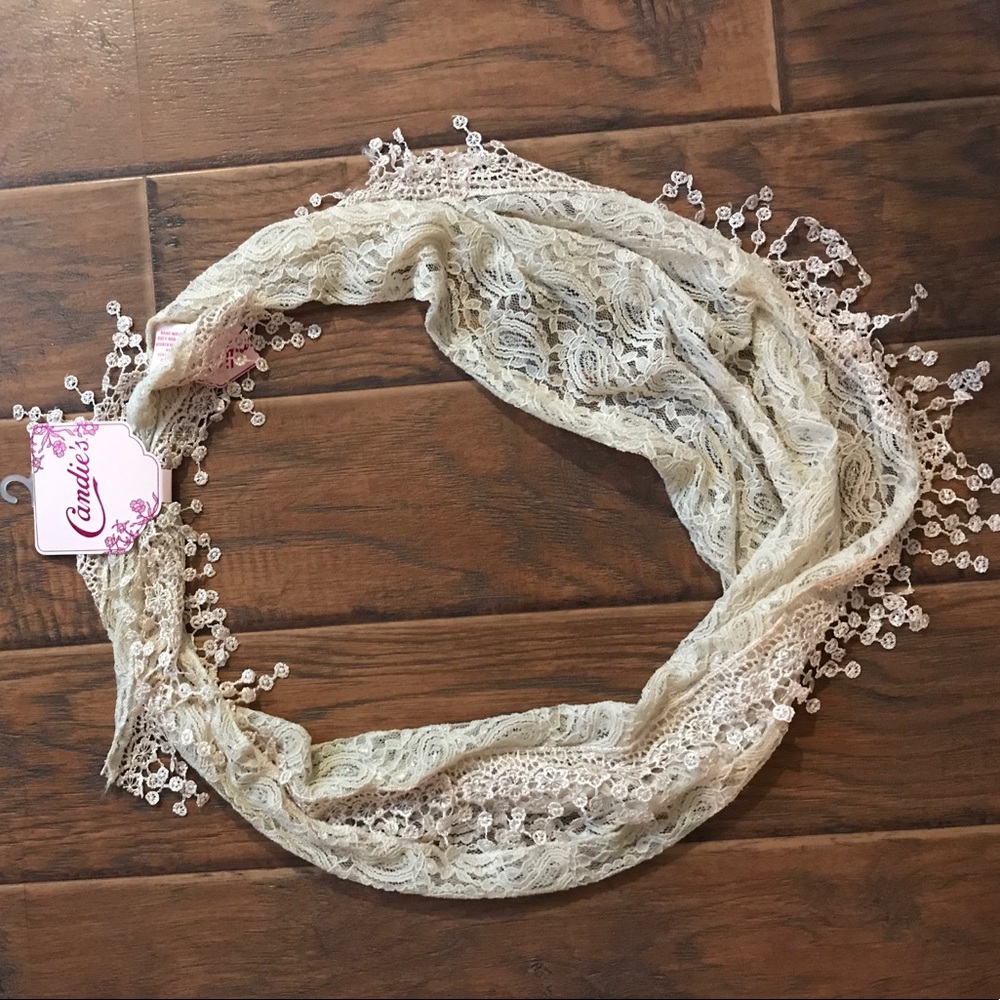 Scarf - Picture 2 of 4