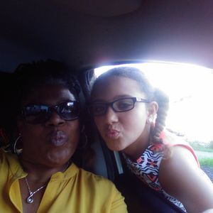 Meet your Posher, Sharon