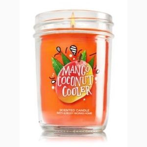 Bath and body single wick candle