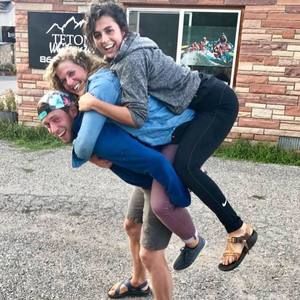 Meet your Posher, Madeleine