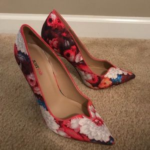 NWT-Brand New Never Worn Just Fab Stilettos