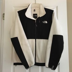 Northface women’s Denali jacket