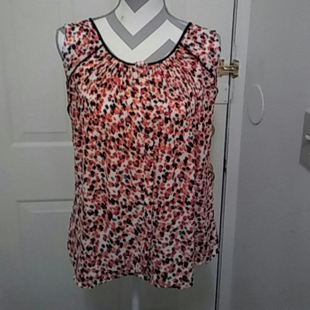 Worthington fall colored soft sleeveless top