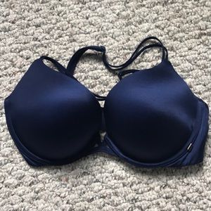 NWOT Victoria’s Secret 32DD Very Sexy Push-Up Bra