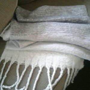 WRAP/SCARVE