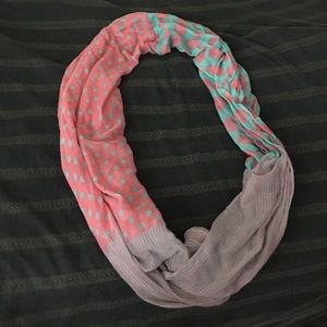 Infinity scarf