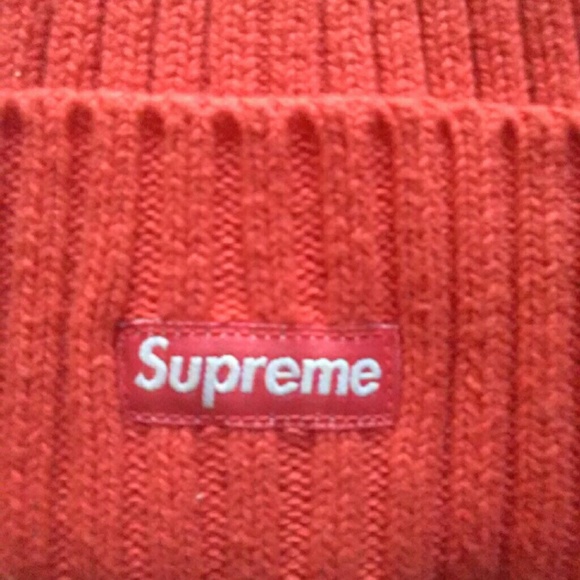Supreme- red mini bogo beanie - Picture 3 of 3