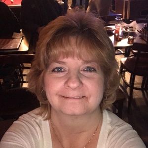 Meet your Posher, Valerie