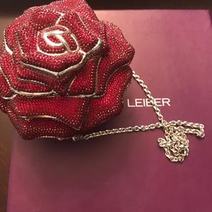 judith leiber rose clutch