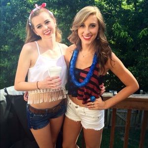 Meet your Posher, Caitlyn