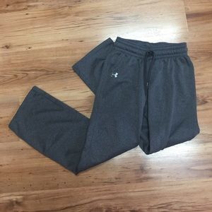 Under armour grey sweat pants!!!!!