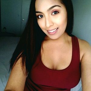 Meet your Posher, Jasmine