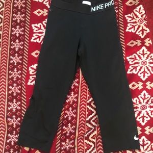 Nike Pro cropped pants.