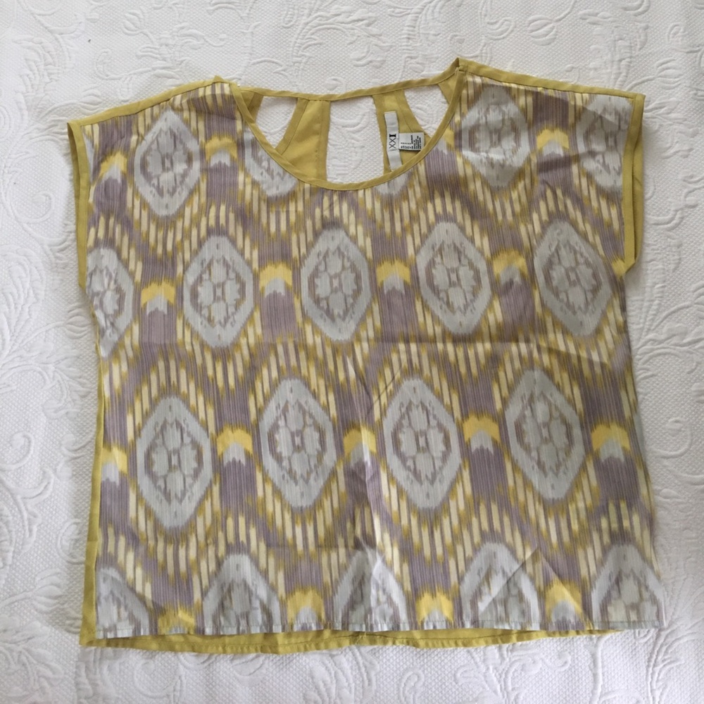 Okay patterned top