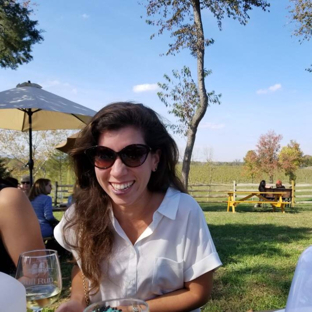 Meet your Posher, Adriana