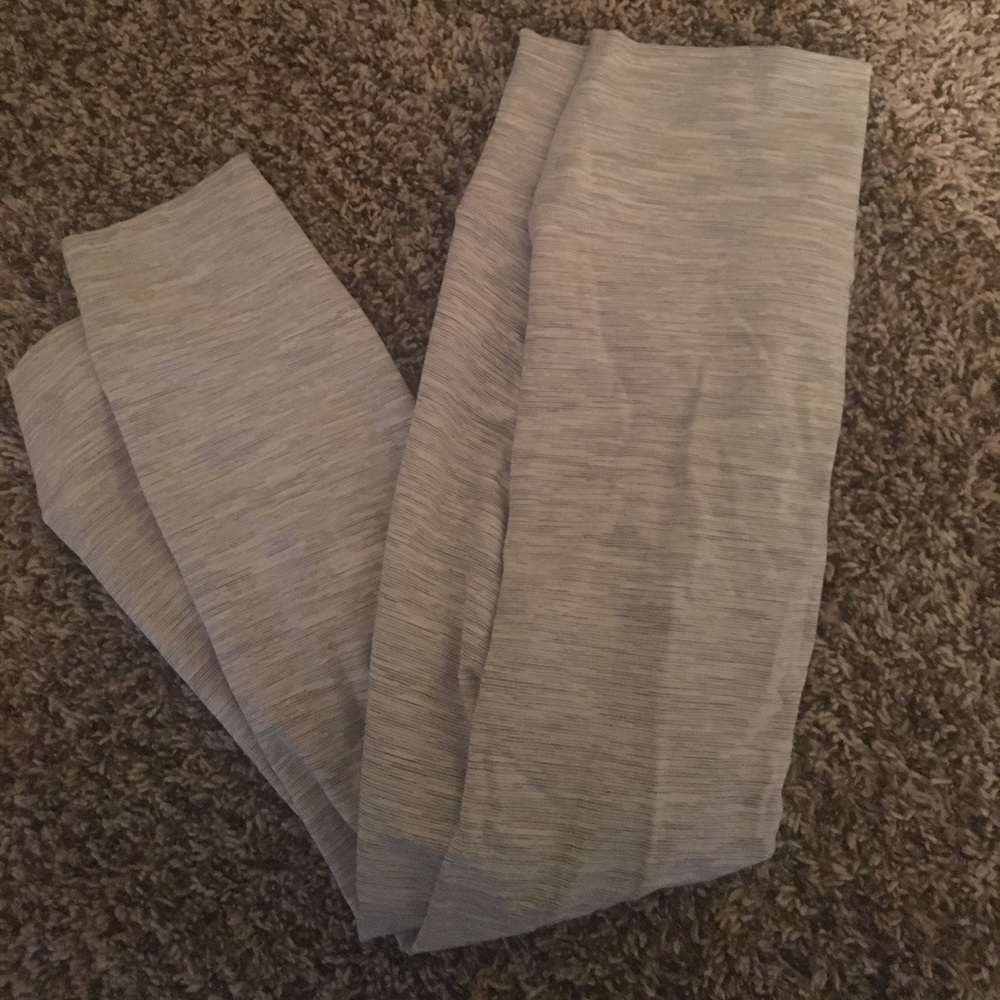 Lululemon wunder under
