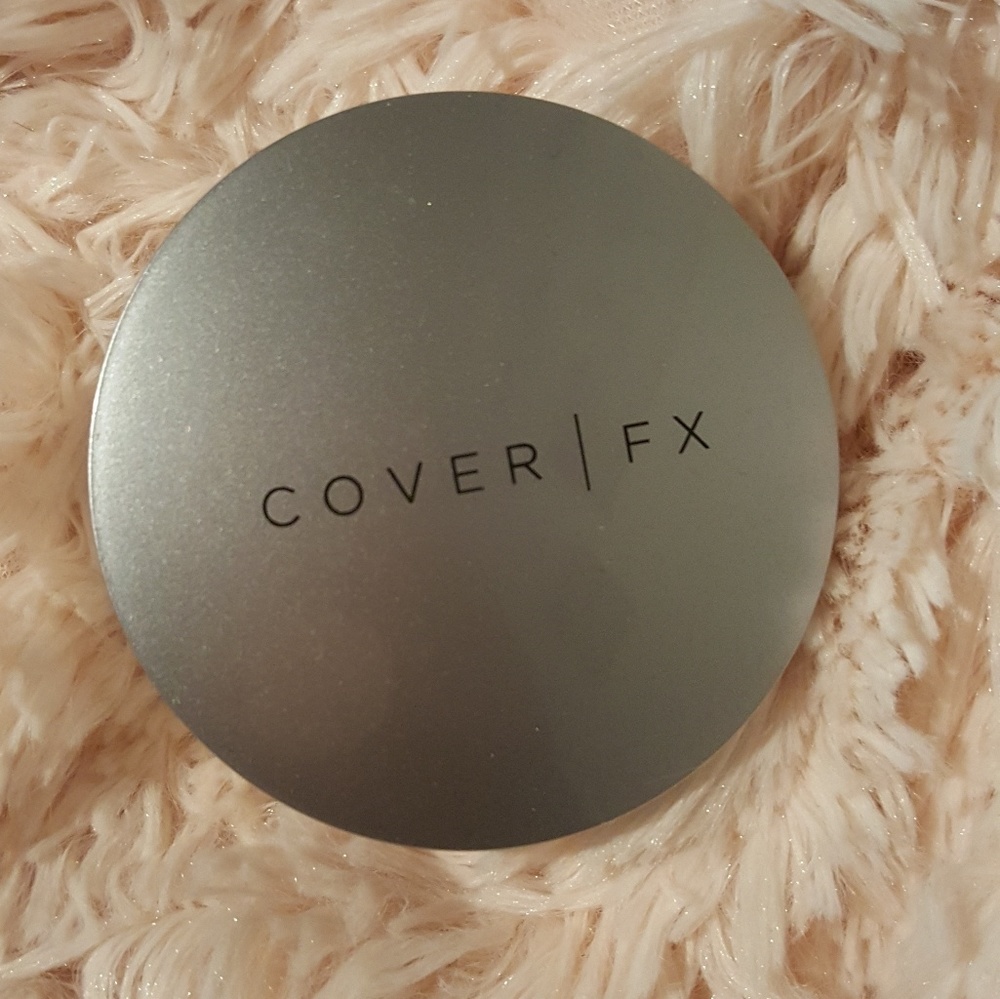CoverFX Illuminating Setting Powder In Light