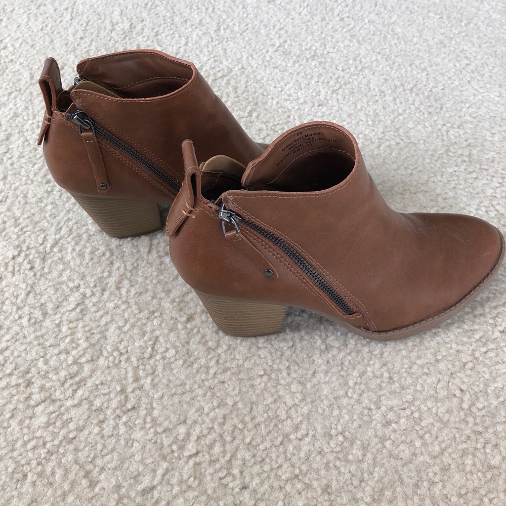EUC Dolce Vita for Target Cognac Booties